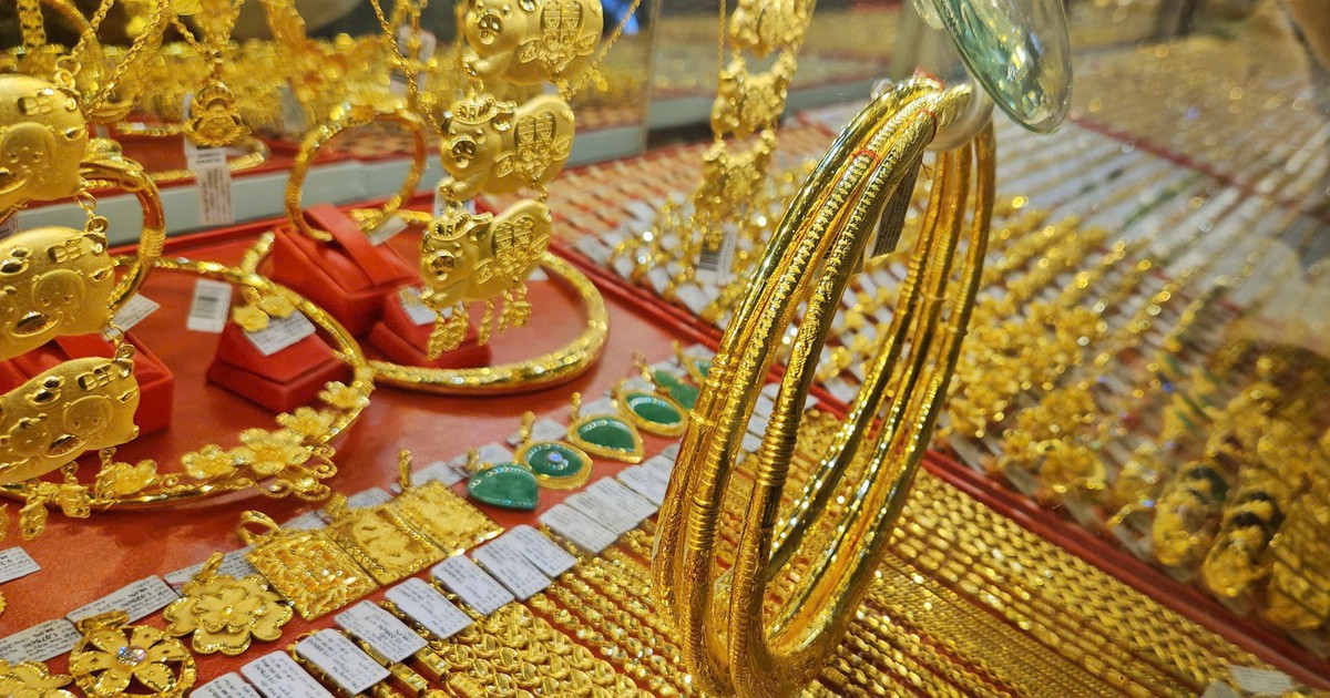 Giá vàng tăng mạnh tối 3/9