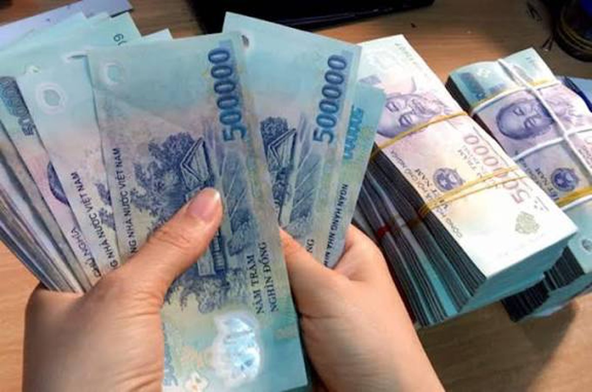 Công an xác minh giao dịch 2.400.000 đồng chuyển vào tài khoản của Nguyễn Đức Nhi SN 1959: Hoàng Gia Đỏ SN 1991 được liên hệ làm việc