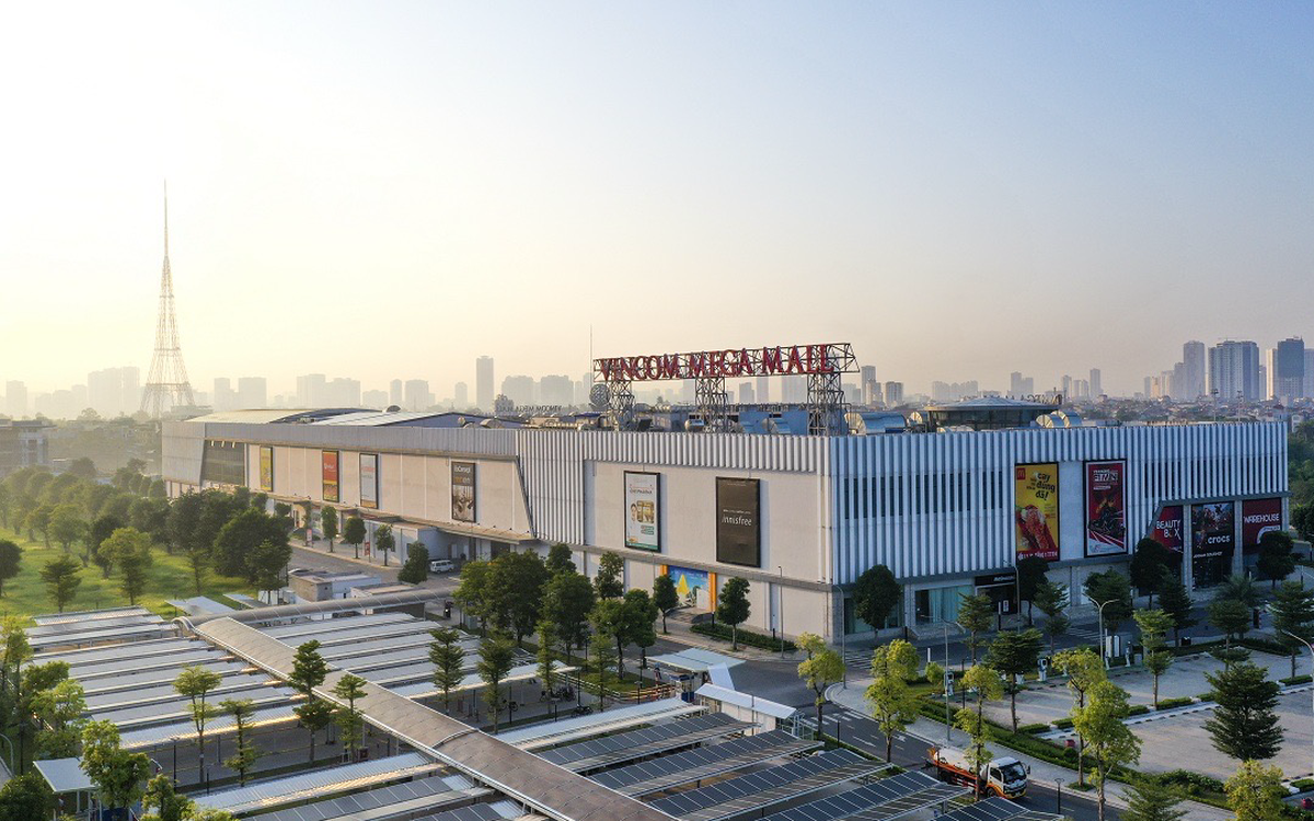 Vincom Retail đạt “cú đúp”: Ghi danh tại VNSI, góp mặt trong Top 50 Công ty đại chúng uy tín và hiệu quả 2026