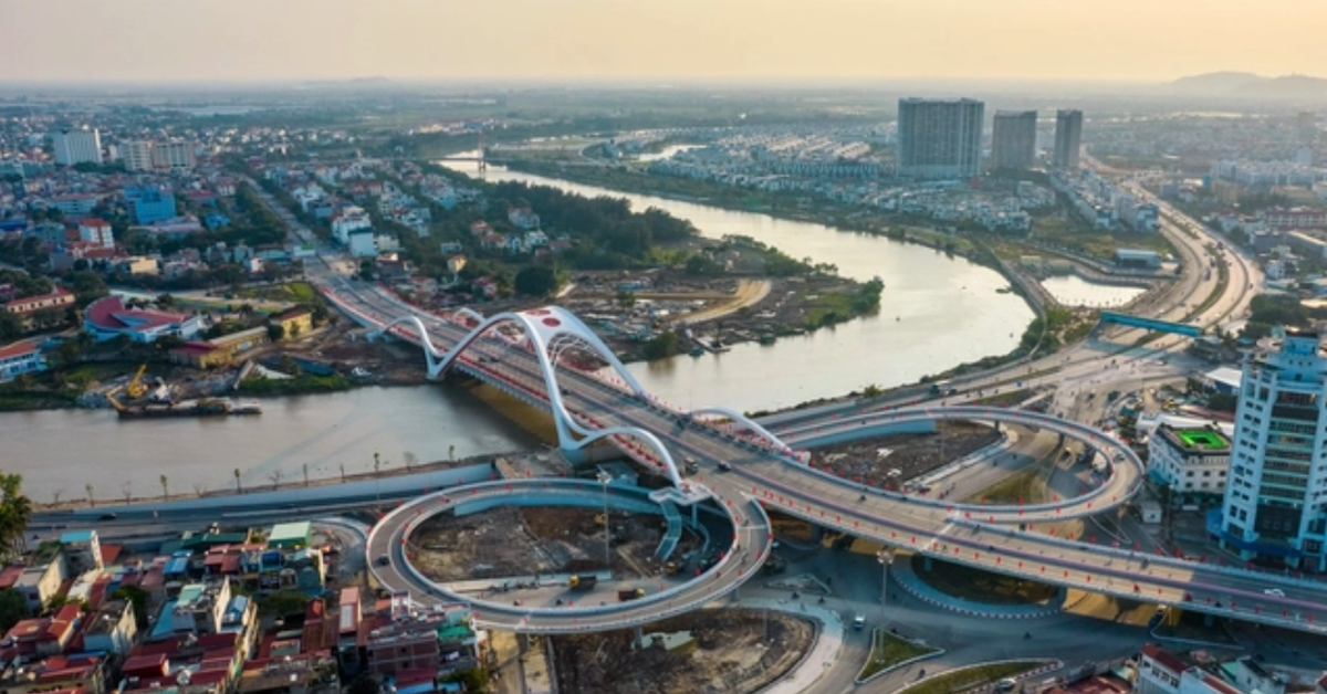 Thành phố có diện tích nhỏ nhất Việt Nam vừa lọt top doanh thu nghìn tỷ dịp Quốc khánh: Liên tục hút nhiều dự án quy mô lớn của tỷ phú Phạm Nhật Vượng