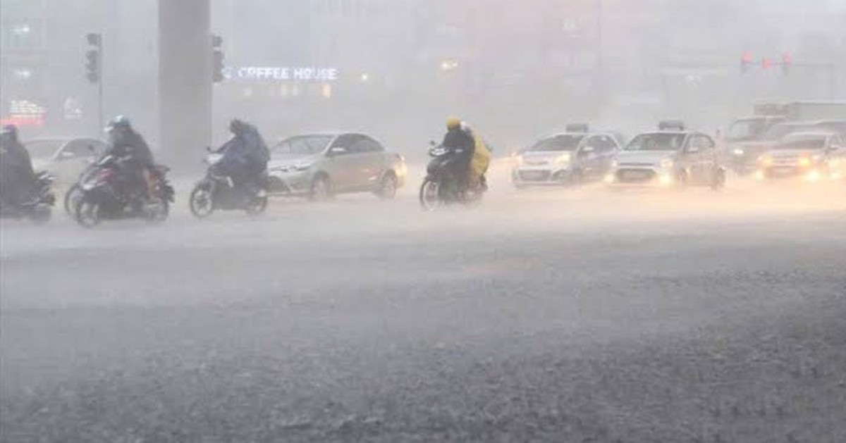 Tin mới nhất về thời điểm miền Bắc xuất hiện mưa to, chấm dứt nắng nóng