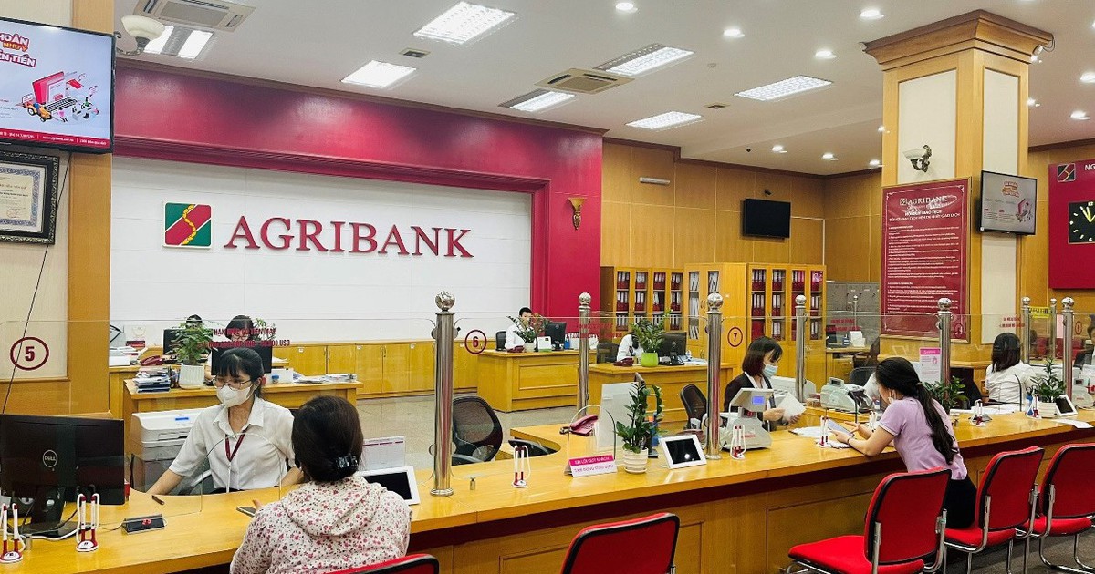 Lãi suất ngân hàng 4/9 tại Agribank, Vietcombank, BIDV, VietinBank, MB, Techcombank, VPBank, Sacombank, HDBank,...