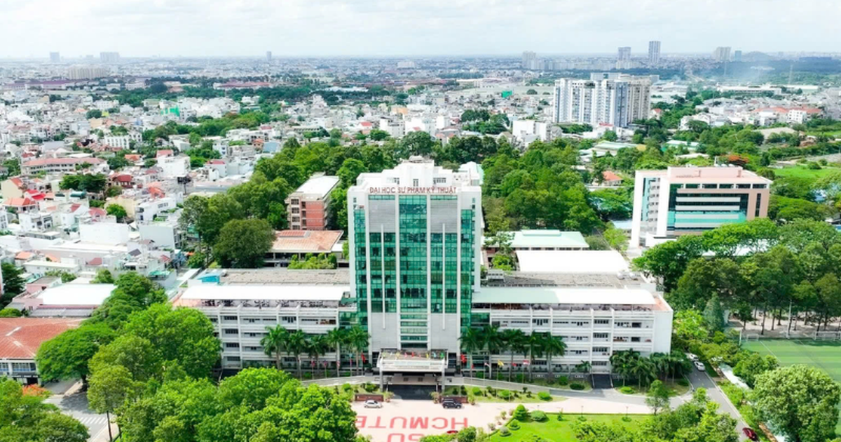 1 trường đại học thưởng cho tân sinh viên, cứ 1 điểm = 1 triệu đồng: Thủ khoa nhận đến 29 triệu đồng