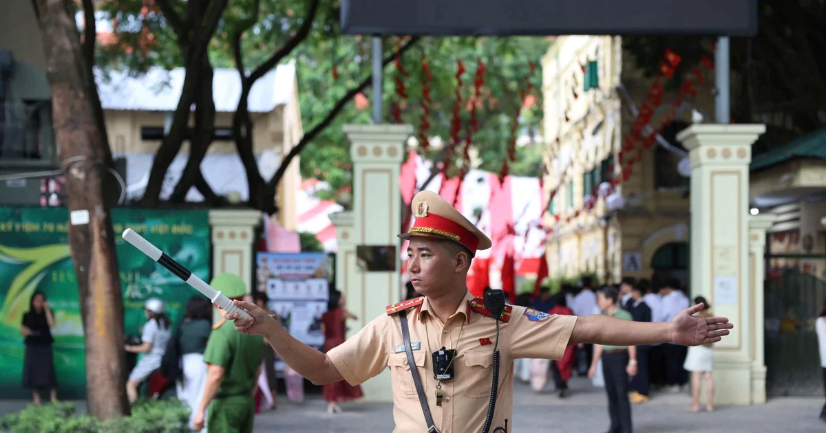 Đường phố Hà Nội thông thoáng trong khai giảng