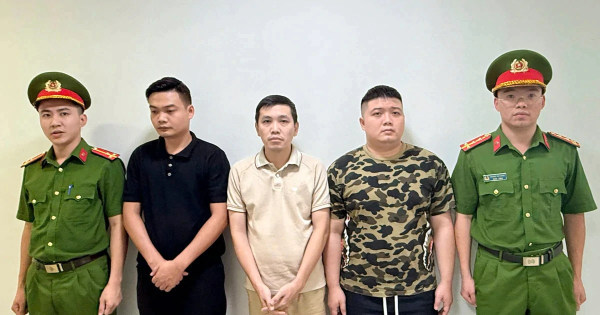 Vụ xe cấp cứu di chuyển 16km thu 9 triệu: Cho bệnh nhân dùng chai thuốc ‘duy trì sự sống’ có giá nhập 4.000 đồng