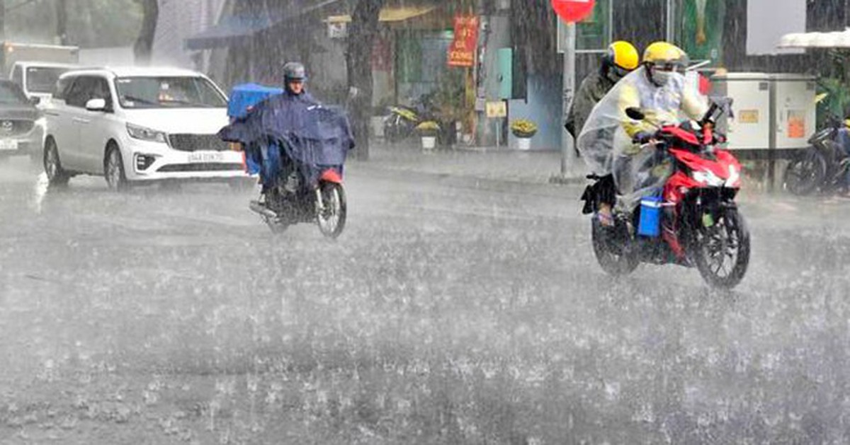 Dự báo thời tiết ngày 7/9: Miền Bắc nắng 34°C, miền Trung và miền Nam mưa dông