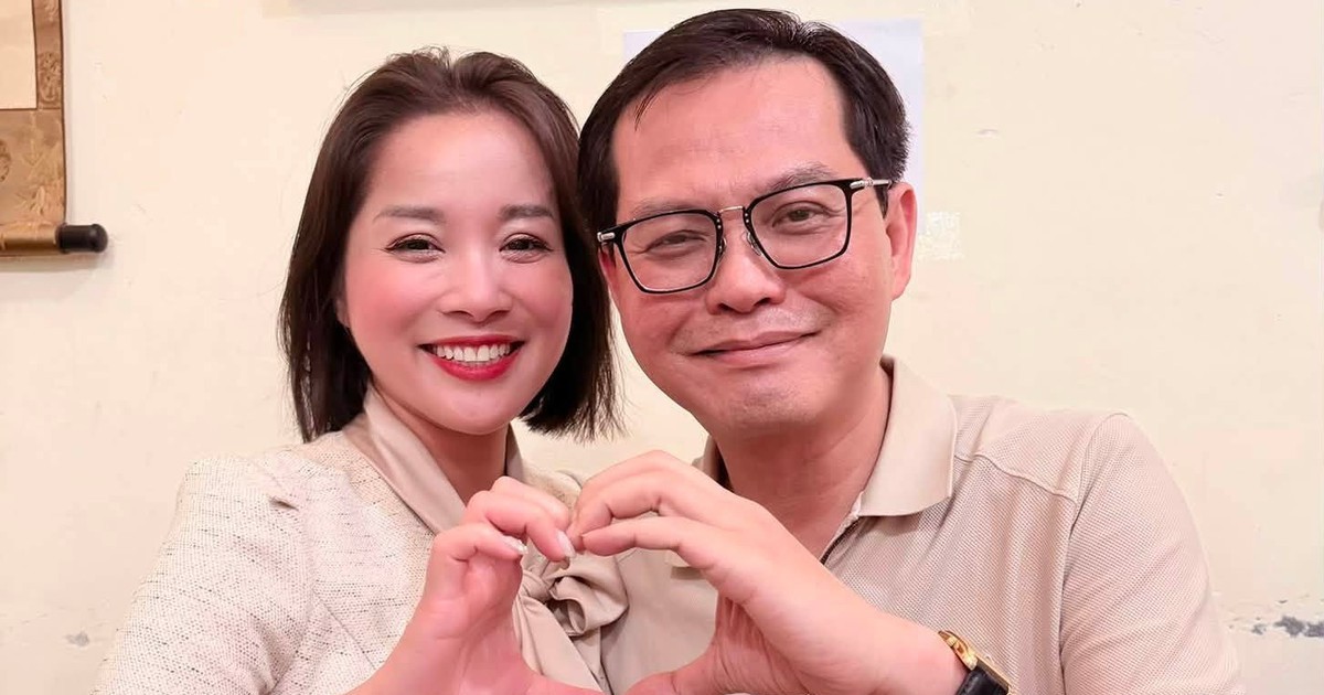 Nữ chính "Nhật ký Vàng Anh" thân thiết bên Giám đốc Nhà hát Kịch Hà Nội và loạt sao Việt