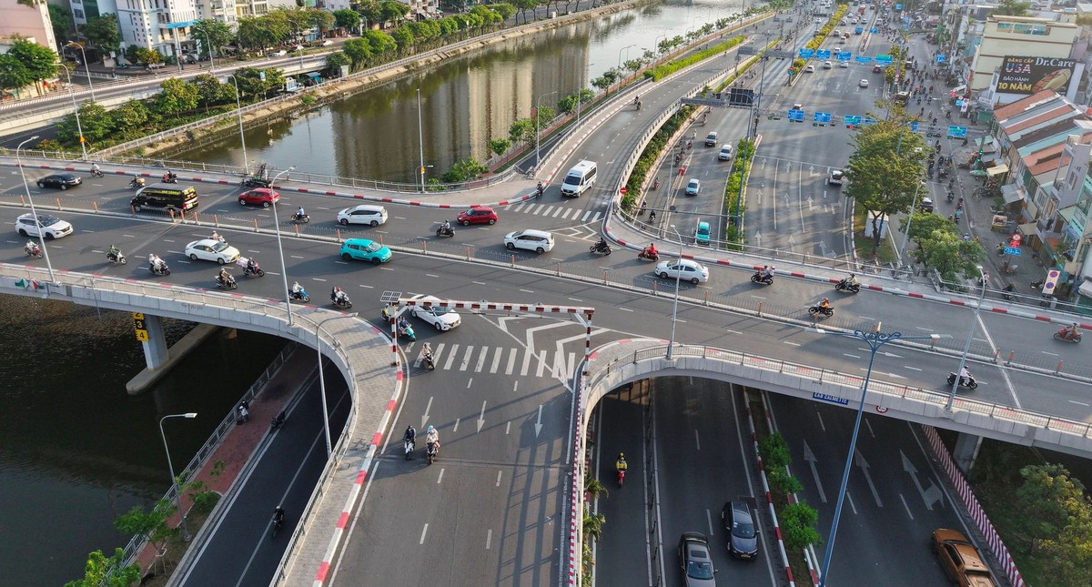 Trăm nghìn tỷ đã đổ vào đầu tư, nhưng có sợ giá đất chạy trước hạ tầng và tạo hiệu ứng đầu cơ?