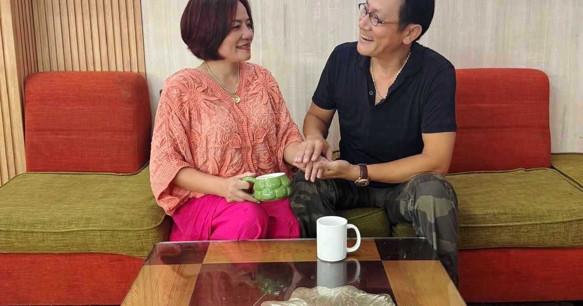 Nam NSƯT xin nghỉ phép 3 ngày về cưới vợ rồi lại đi, U60: "Chân thành đội ơn vợ"