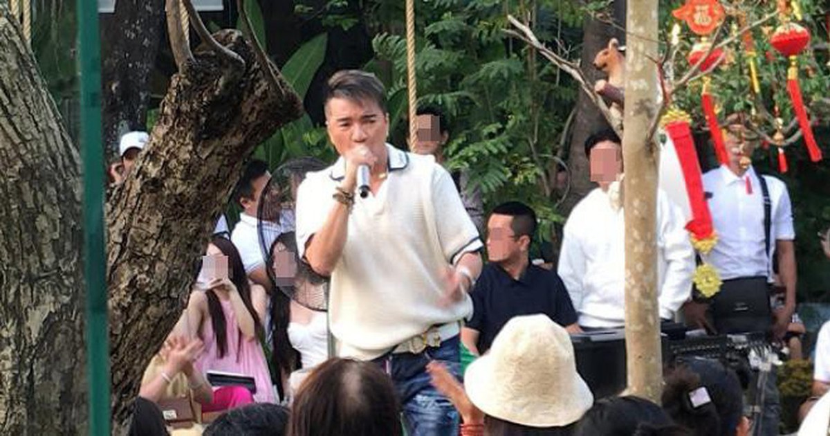 Quán cà phê khai trương 3 ngày, 3 đêm của Đàm Vĩnh Hưng ở Đà Lạt