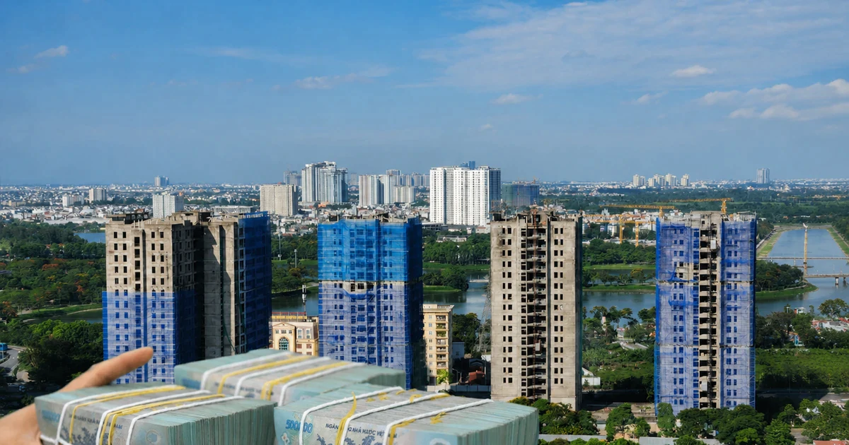 Ngân hàng rao bán "đất vàng" Hà Nội, tính thu giữ biệt thự ở TPHCM