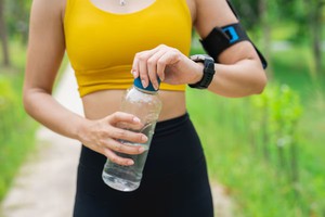 Người đàn ông 45 tuổi qua đời vì ung thư tuyến tiền liệt dù ngủ ngon, chăm tập thể dục suốt nhiều năm, bác sĩ chỉ ra 5 điều sai lầm - Ảnh 6.