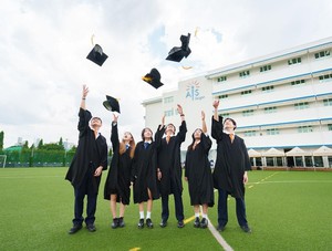 3 lời khuyên cho những người sạc điện thoại qua đêm - Ảnh 3.