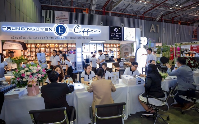 Trung Nguyên E-Coffee bùng nổ tại Coffee Expo 2023