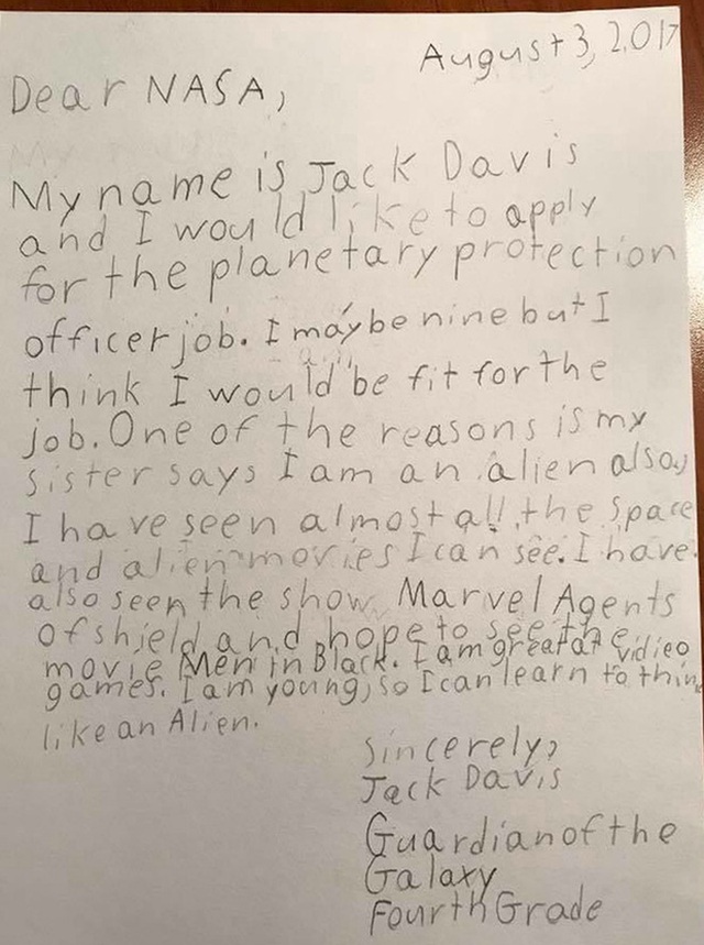 
Lá thư của cậu bé 9 tuổi gửi cho NASA.
