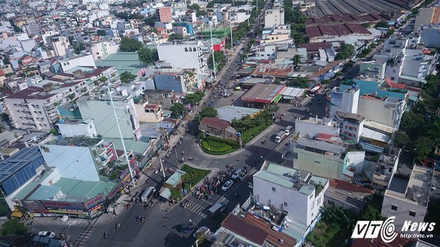  Ngôi nhà không chịu giải tỏa, chình ình giữa giao lộ ở Sài Gòn  - Ảnh 3.
