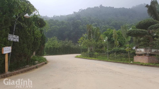 Theo người dân nơi đây, chủ các căn nhà, biệt thự ở đây đã giao lại cho Zen resort khai thác và quản lý tầm thường.
