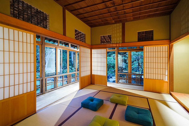  Nệm tạo sự thông thoáng, dễ nhìn cho không gian và cũng là điểm nhấn bắt mắt cho ngôi nhà của người Nhật. 