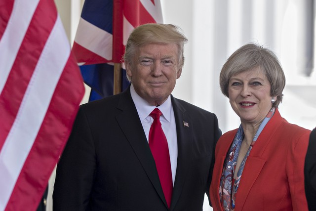 
Tổng thống Trump và Thủ tướng Anh Theresa May.
