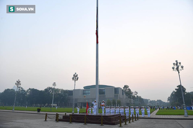  Lễ thượng cờ rủ quốc tang cố Tổng Bí thư Đỗ Mười - Ảnh 12.