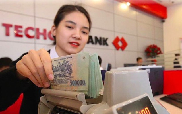 Trong cuộc "chạy đua" mới, ngân hàng nào đang dẫn đầu về lãi suất tiền gửi? Trong cuộc "chạy đua" mới, ngân hàng nào đang dẫn đầu về lãi suất tiền gửi?