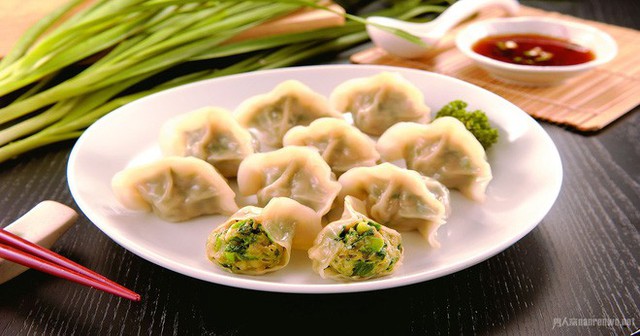 Vào dịp năm mới, người Trung Quốc thường ăn các món này để may mắn cả năm - Ảnh 4.