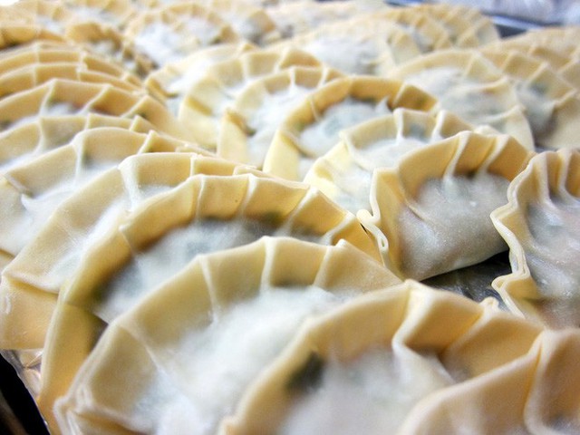 Vào dịp năm mới, người Trung Quốc thường ăn các món này để may mắn cả năm - Ảnh 7.