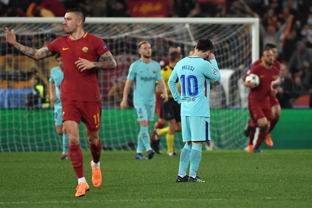 Barca thua sốc: Đằng sau khuôn mặt đau khổ là nỗi cô đơn vô tận của Messi - Ảnh 2.