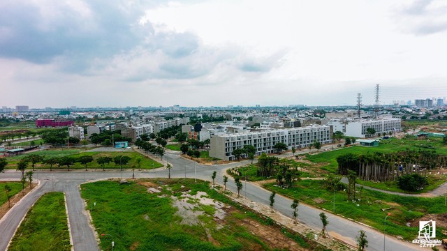 Ngổn ngang dự án khu thành thị 2 tỷ đô ven bờ sông đẹp nhất Sài Gòn sau gần 10 năm đầu tư - Ảnh 14.