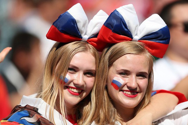 Tột cùng vui sướng, người Nga mơ về ngôi vô địch World Cup 2018 - Ảnh 5.
