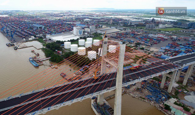 Ảnh: Cây cầu dây văng hơn 7.000 tỷ nối Hạ Long - Hải Phòng trước ngày thông xe - Ảnh 3.