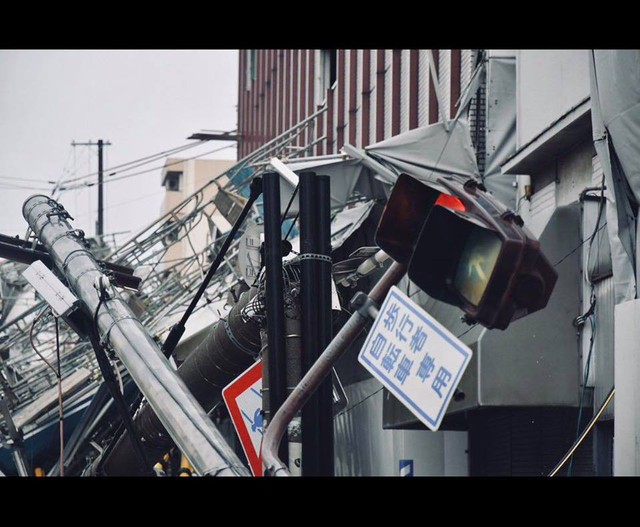 Siêu bão mạnh nhất ¼ thế kỷ đổ bộ, Nhật Bản bị tàn phá như trải qua thảm họa kép động đất, sóng thần năm 2011 - Ảnh 7.