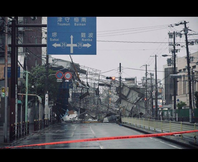 Siêu bão mạnh nhất ¼ thế kỷ đổ bộ, Nhật Bản bị tàn phá như trải qua thảm họa kép động đất, sóng thần năm 2011 - Ảnh 8.