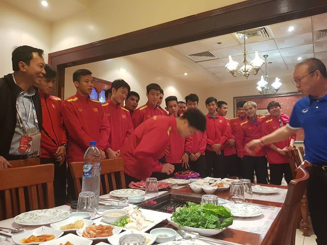 AFC book lịch họp với tuyển Việt Nam về vấn đề trọng tài trước thềm tứ kết Asian Cup 2019 - Ảnh 2.