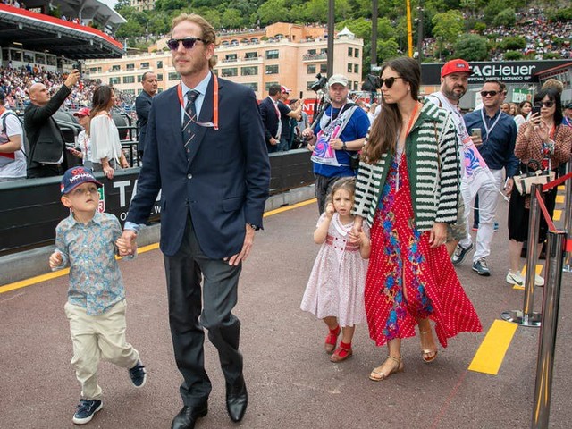 Cuộc sống viên mãn đến khó tin của nữ tỷ phú giàu nhất Monaco - nơi có 30% dân số sở hữu trên 1 triệu USD - Ảnh 7.