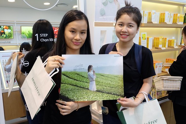 Đại diện hãng Innisfree: Ngành mỹ phẩm Việt Nam trỗi dậy mạnh mẽ, khách hàng trẻ tuổi nhất và doanh thu điện tử cao nhất ASEAN - Ảnh 1.
