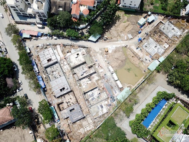 Bất chấp kẹt xe, ngập nước, khu nhà giàu Thảo Điền vẫn ken đặc dự án BĐS - Ảnh 11.