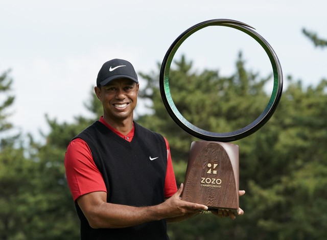 Vô địch ZOZO Championship đầy thuyết phục, Tiger Woods san bằng kỷ lục huyền thoại Sam Snead nắm giữ suốt 54 năm qua - Ảnh 2.