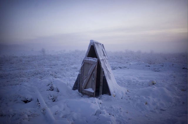 Ghé thăm ngôi làng lạnh nhất thế giới, nhiệt độ xuống tới -71,2 độ C hở cái gì ra là đóng băng cái ấy - Ảnh 8.