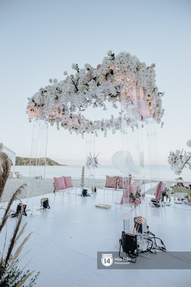 Chùm ảnh: Những khoảnh khắc ấn tượng nhất trong hôn lễ chính thức của cặp đôi tỷ phú Ấn Độ bên bờ biển Phú Quốc - Ảnh 13.