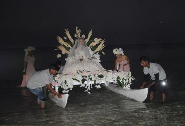 Ngày cuối cùng của đám cưới tỷ phú Ấn Độ ở Phú Quốc: Một loạt những hình ảnh độc đáo, đẹp mắt chứng tỏ đẳng cấp sang-xịn-mịn - Ảnh 10.