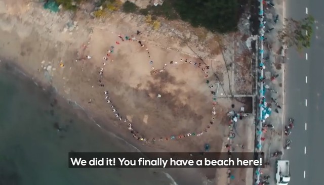 Clip về sự thay đổi của bãi biển Nha Trang nhờ nhóm bạn ngoại quốc khiến cộng đồng trầm trồ: Nơi ngập rác thành sân bóng cho trẻ em - Ảnh 10.