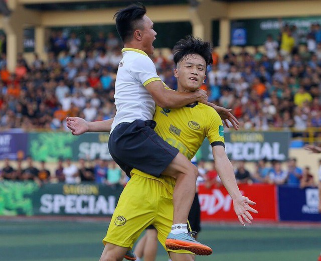 Chân dung Nguyễn Hoàng Đức: Anh bộ đội ghi bàn giúp U23 Việt Nam đè bẹp Thái Lan - Ảnh 19.