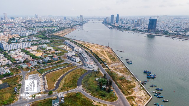 Toàn cảnh dự án khu biệt thự cao cấp được cho là lấn sông Hàn Đà Nẵng, Thanh tra Chính phủ kết luận nhiều sai phạm - Ảnh 9.