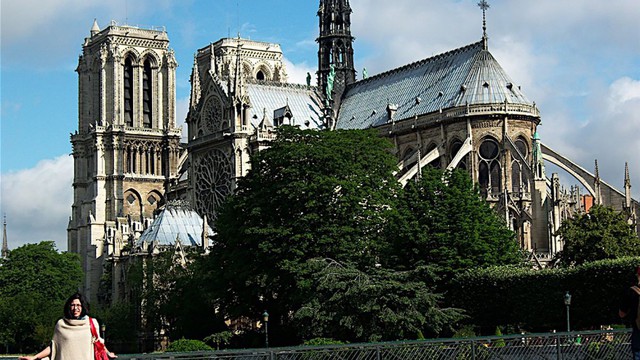 Cháy Nhà thờ Đức Bà Paris, các tour du lịch từ Việt Nam đi Pháp ảnh hưởng ra sao? - Ảnh 1.