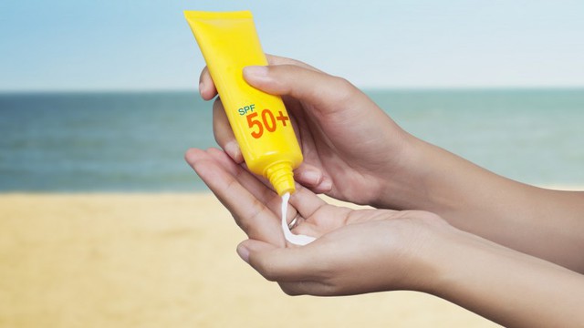 Cục quản lý thực phẩm và dược phẩm Mỹ ban hành hướng dẫn sử dụng kem chống nắng để tránh ung thư da - Ảnh 2.