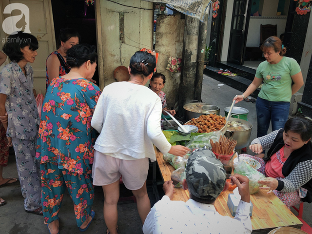 Quán ăn nhỏ hơn 40 năm tuổi góp phần làm nên văn hóa ẩm thực hẻm Sài Gòn: 7 ngày bán 7 món khác nhau, tuyệt hảo nhất chính là món chay - Ảnh 16.