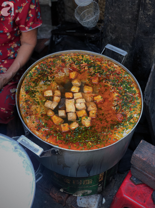 Quán ăn nhỏ hơn 40 năm tuổi góp phần làm nên văn hóa ẩm thực hẻm Sài Gòn: 7 ngày bán 7 món khác nhau, tuyệt hảo nhất chính là món chay - Ảnh 6.
