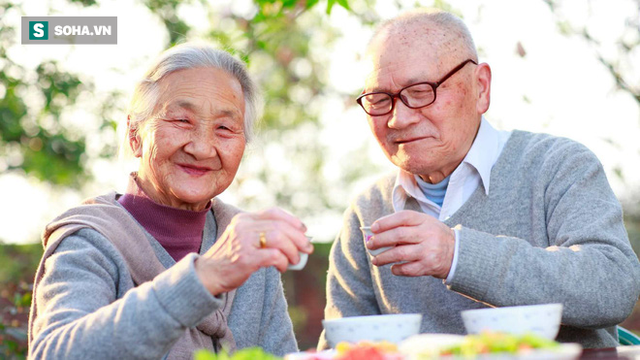 Bí quyết sống lâu và hạnh phúc của người Nhật: Điều đang thu hút sự chú ý của cả thế giới - Ảnh 1.