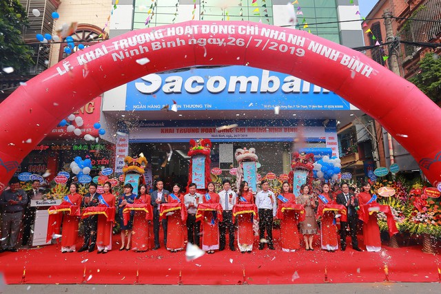 Đẩy mạnh Bắc tiến, Sacombank chính thức có mặt tại cố đô Hoa Lư - Ảnh 1.